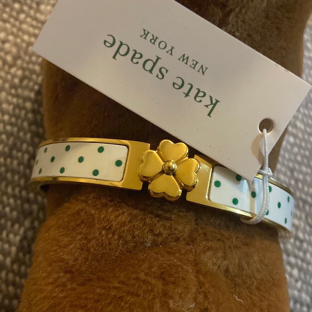 kate spade White and Green Polka Dot Clover Hinge Bracelet